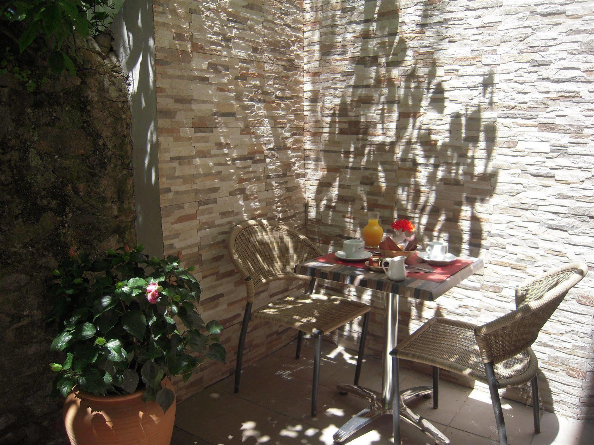Le Cérétan Hôtel Céret Exterior foto